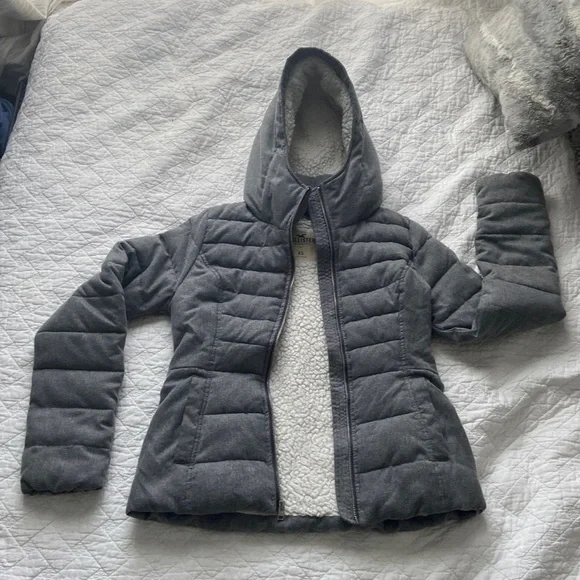 Hollister Jackets Coats A Puffy Hillister Winter Coat Poshmark